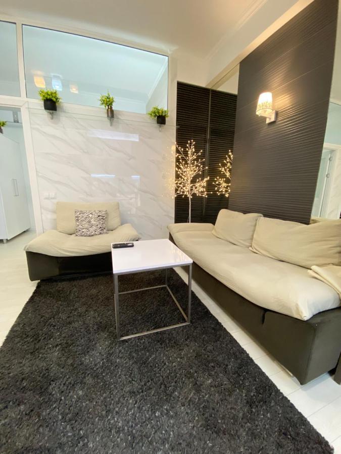 New Double Room Luxury Apartment In The Center Kischinau Exterior foto