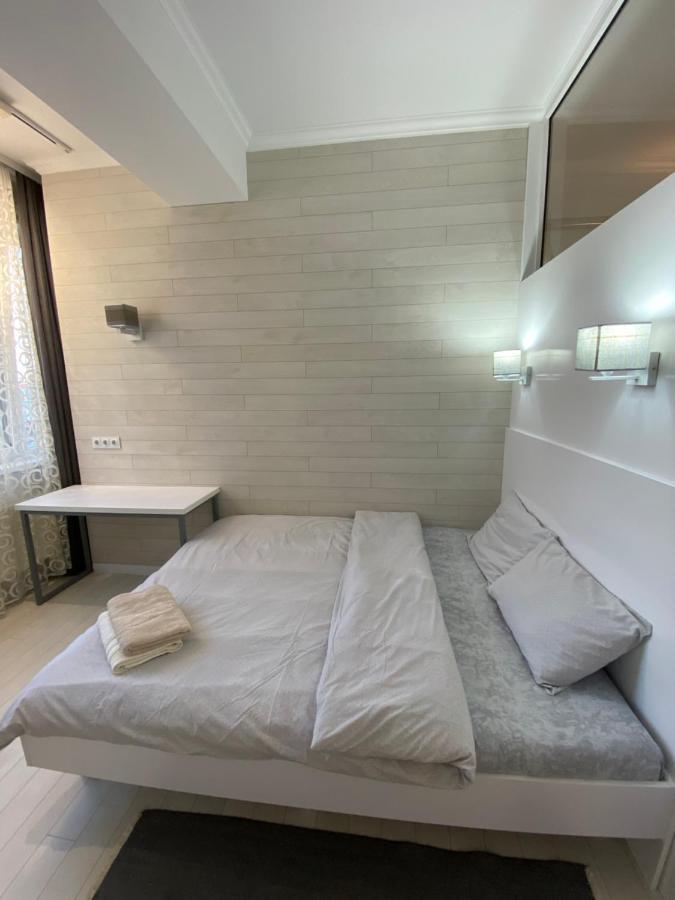 New Double Room Luxury Apartment In The Center Kischinau Exterior foto