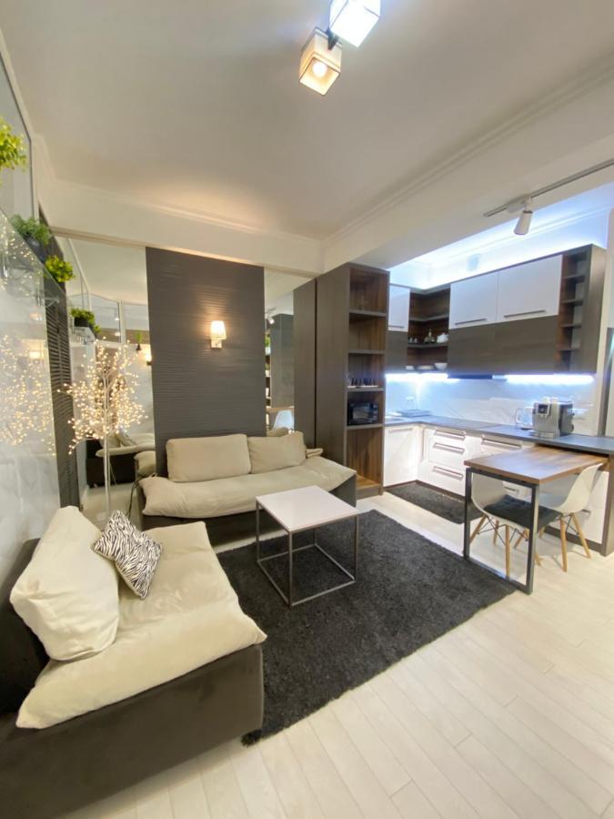 New Double Room Luxury Apartment In The Center Kischinau Exterior foto